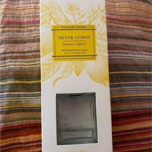 Williams Sonoma fragrance diffuser-Meyer lemon scent